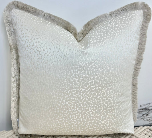 The Ivory Mossimo Fringed In Grey - Style No. 20