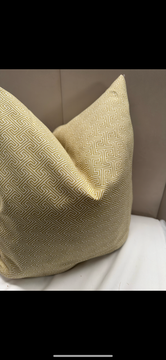 The Gold Kyo - 20" x 20"