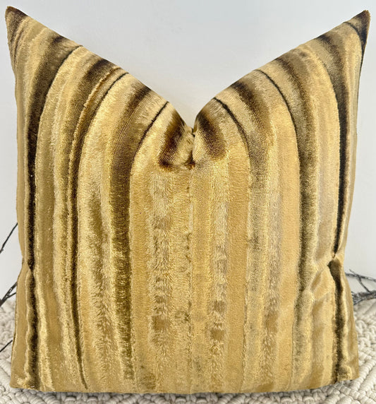 The Gold Brioni - Style No. 254