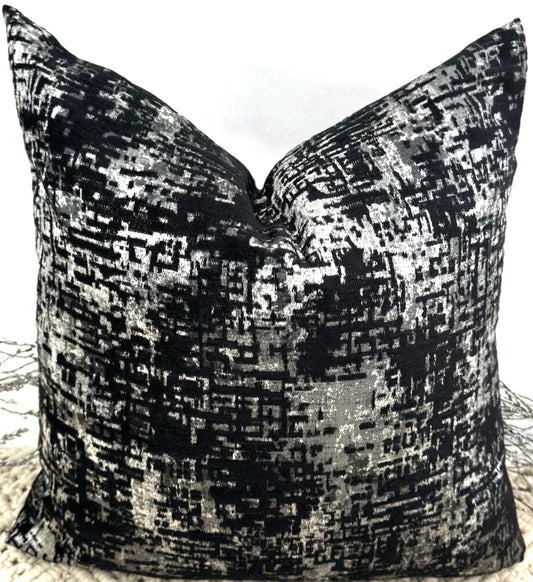 The Black Eleanor - Style No. 162