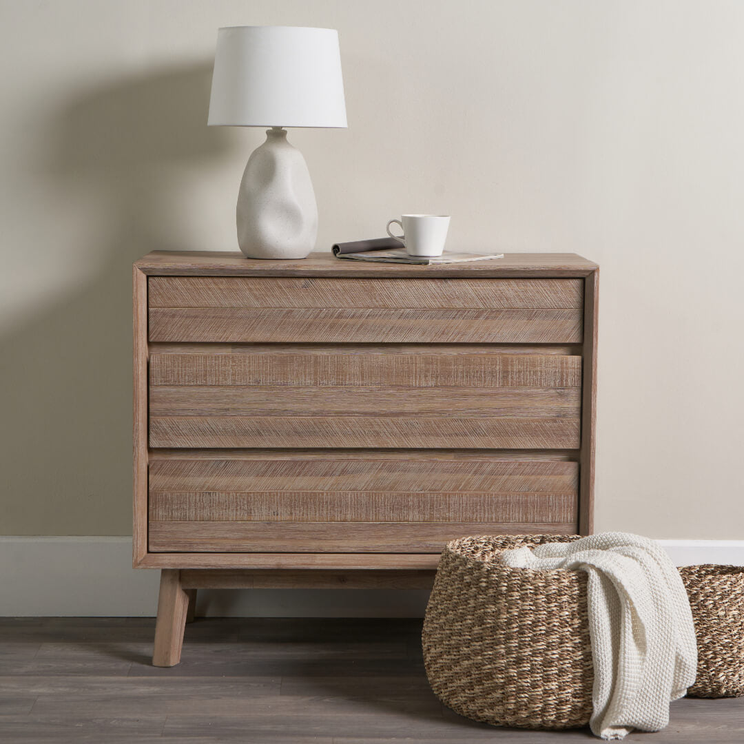 Sanders Cream Table Lamp